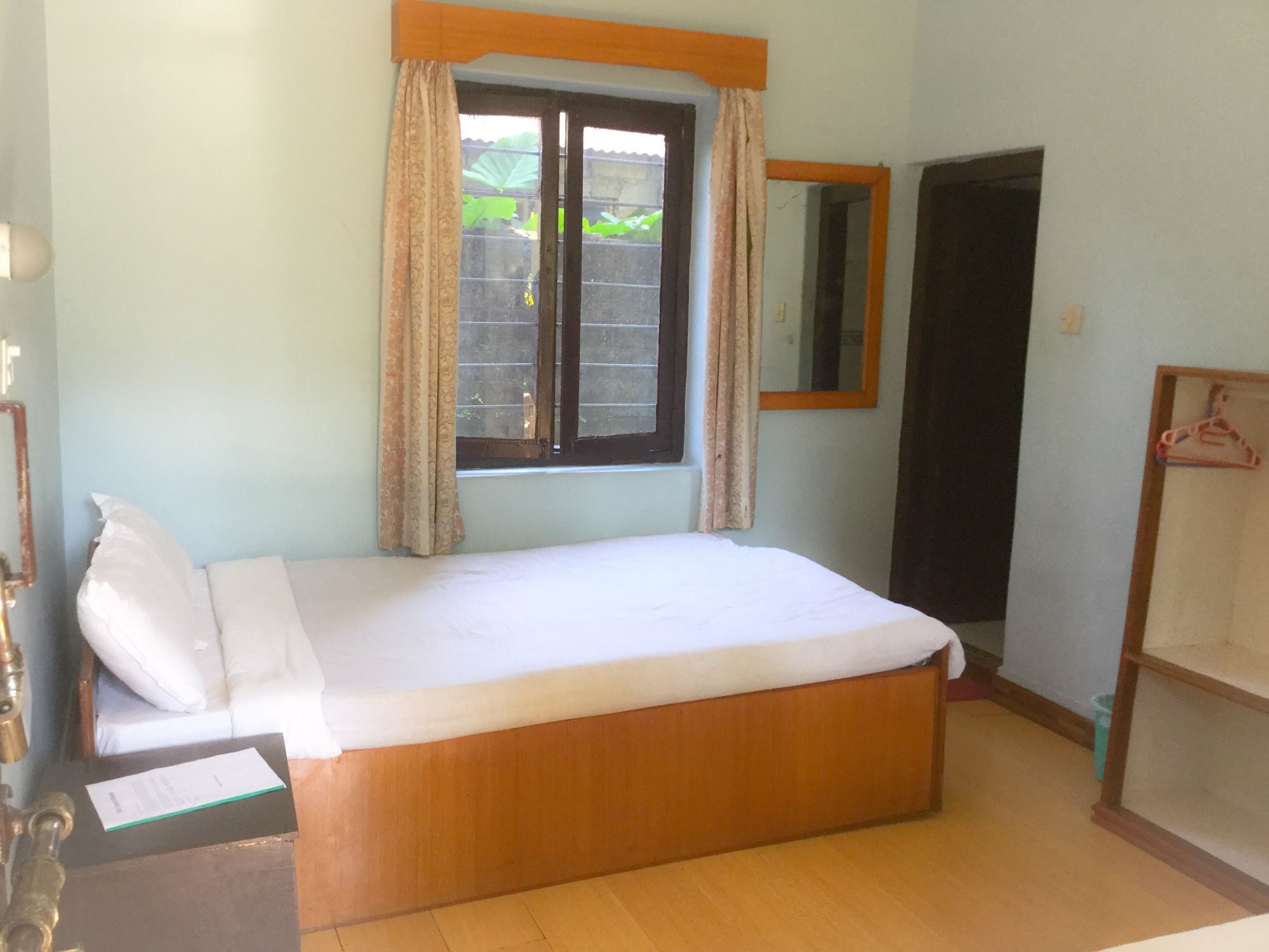 Yeti Guest House Pokhara Dış mekan fotoğraf