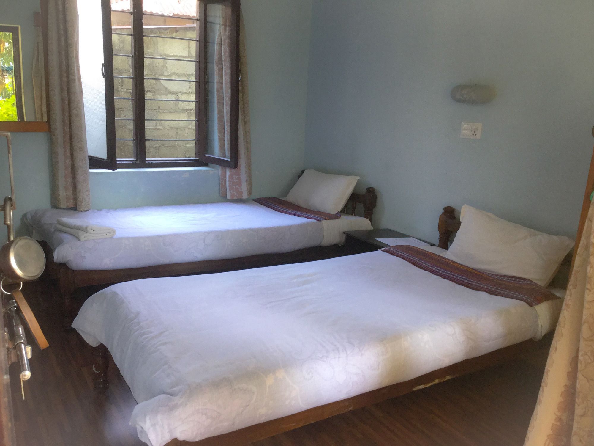 Yeti Guest House Pokhara Dış mekan fotoğraf